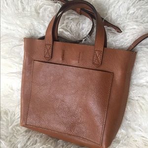 Crossbody leather bag